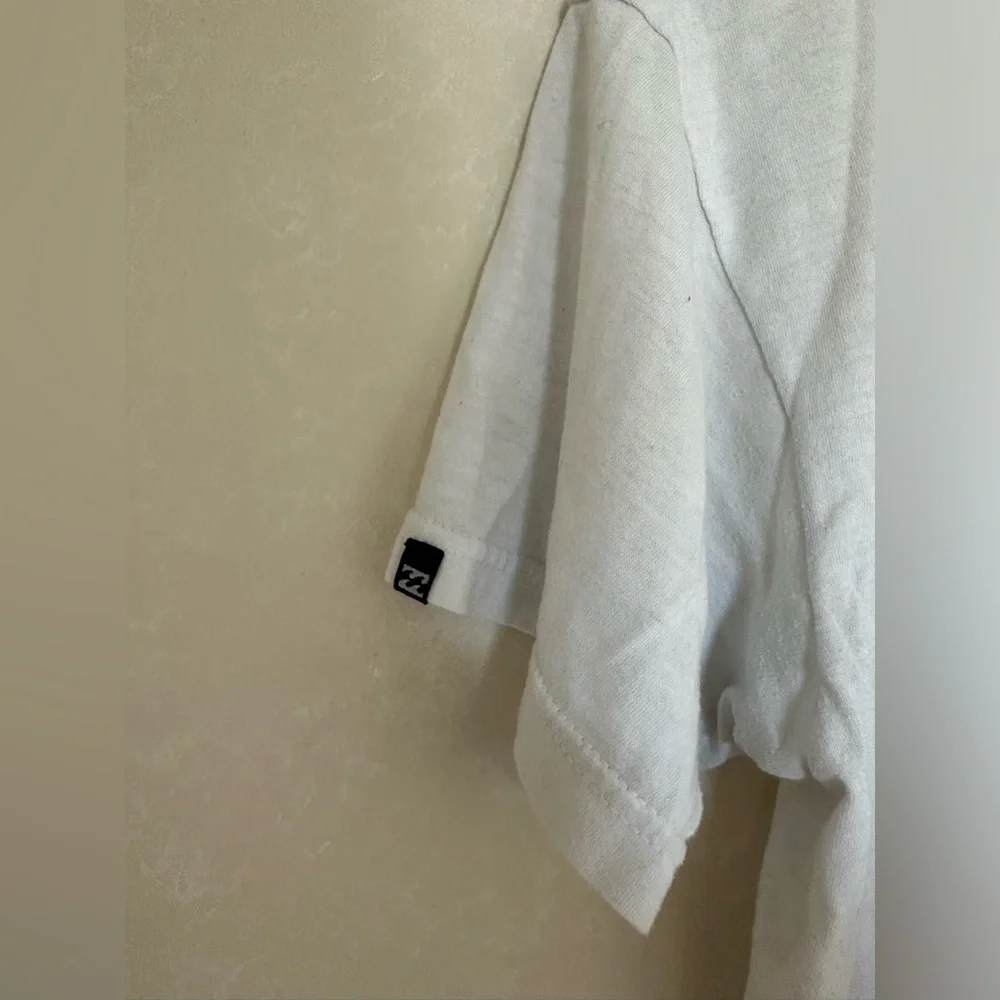 vintage billabong graphic tee, size small, white - Picture 2 of 4